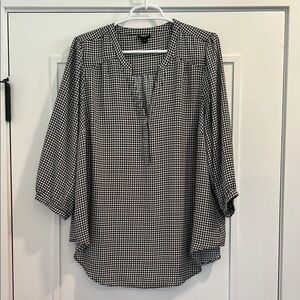Houndstooth Blouse with three quarter sleeve